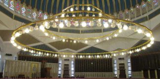 Islamilainen maailma rajoittaa kokoontumisia koronaviruksen vuoksi