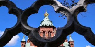 Ortodoksinen ja katolinen kirkko jatkavat Suomessa rajoitettuja jumalanpalveluksia