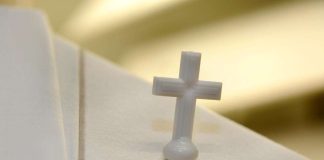 Helsingissä pidetään esillä tuhkauksen mahdollisuutta ennen siunausta – mitä sanovat piispat?