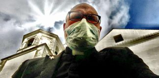 Suurimmalla osalla Aurinkorannikon suomalaisista ei ole hätää, tietää pappi Jarmo Karjalainen