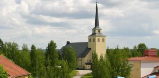 Tuleva kirkkoherra ei ole poikkeus – Kiuruvedellä on ollut kansanedustajapappi neljästi ennenkin