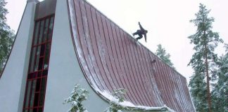 Neljä suomalaista kirkkoa voittoisan lumilautavideon näyttämönä – yhden katolta hypätään