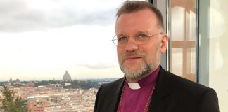 Piispa Jari Jolkkoselta dokumentti Franciscus Assisilaisesta – omistamattomuus on tie onneen