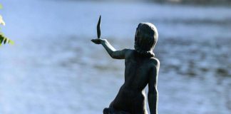 Kolumni: Kaksi viestiä, jotka haluaisin kuulla kirkolta kriisin jatkuessa