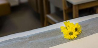 Kirkkojen edustajat älähtivät vanhusten koronahoidosta Ruotsissa – ”Kuinka lähellä eutanasiaa olemme olleet?”