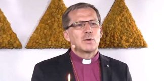 Piispa Keskitalo Suviseurojen kuuntelijoille: Jumalan tahdolla on yhteiskunnallinen ulottuvuus