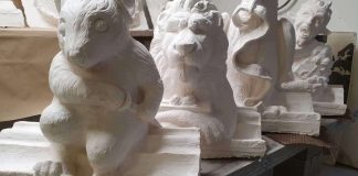 Narnia-kirjojen hahmot koristavat pian keskiaikaista kirkkoa Englannissa