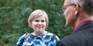 Ministeri Annika Saarikko kirkolliskokoukselle: Kirkon toiminta on tärkeä osa henkistä kriisinkestävyyttä