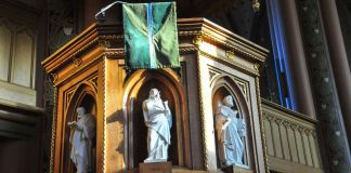 Digipostilla avautui! – Syötä oma saarnasi osaksi tietokantaa