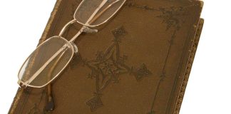 Väitteleminen eläkkeellä vaatii ja antaa paljon