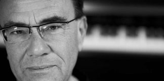 Sandström: Musiikin pitää koskettaa ihmisten sydämiä