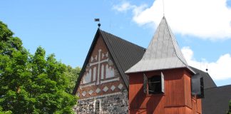 Espoon hiippakunnan debatti jatkuu: 46 allekirjoittajaa ilmaisee tukensa piispa Hintikalle ja seksuaalivähemmistöille