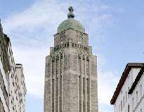 Messukierros tutustuttaa kirkkoihin Helsingissä