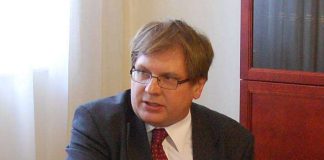 Unkarilaispiispa: Minut yritettiin värvätä agentiksi