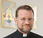 Jolkkonen: Lähetysjärjestöjen selkeintä perustella rekrytointejaan Suomen lailla