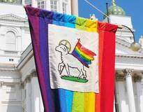 Eduskunnassa keskustellaan avioliittolaista – Kalliossa rukoillaan