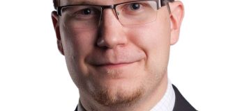 Kansanedustaja vaatii sisäministeriä estämään radikaalien muslimisaarnaajien maahantulon