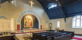 Kansalaiskeräyksen pelastama Kylmäkosken kirkko vihitään uudelleen käyttöön