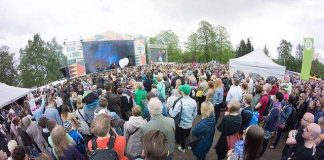 Maailma kylässä -festivaalilla vietetään uskontojen yhteisiä meditaatiohetkiä