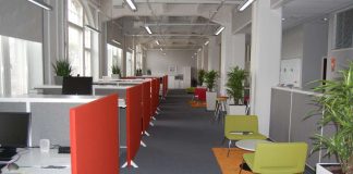 Piispa siirtyi avokonttoriin Tampereen kapitulissa