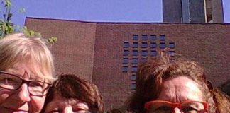 Tiekirkkoselfie on tämän kesän hitti