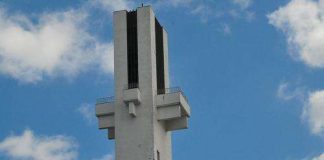 Lapuan piispala siirtyy Seinäjoelle