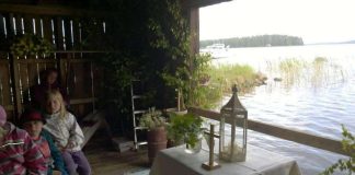 Maria Kaisa Aulan venevaja muuntui kesäkirkoksi