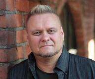 Vapaa-ajattelijoiden puheenjohtaja pyrkii eduskuntaan