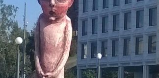 Pissaava poika ei rassaa ortodokseja