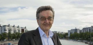 Professori puolustaa teologista tiedekuntaa