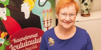 Tarja Halonen on Kauneimpien Joululaulujen suojelija