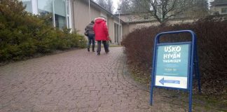 Läpi menneiden keski-ikä 54 vuotta