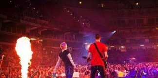 Maata näkyvissä ponnekkaasti liikkeelle