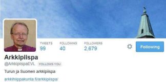 Arkkipiispa peukuttaa Twitterissä pappien peukutusvideolle