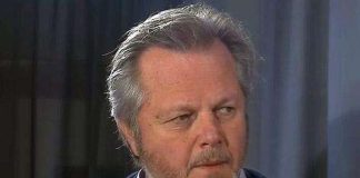 Professori: Avioliittolain muutoksen kannattaminen voi olla puolueille eduksi