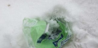 Arkkipiispa liittyi roskaliikkeeseen