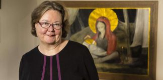 ”Miksi olla joku muu, kun voi olla Kari Mäkinen”