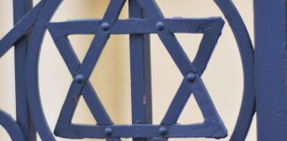 ”Lännessä antisemitismi on vasemmiston, idässä oikeiston asialistalla”