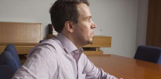 Pappi ja tutkija Tuomas Palola irtisanottiin lestadiolaispuhujan tehtävästä