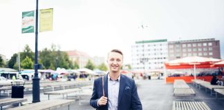 Eduskunnan kuopus on seurakunta-aktiivi