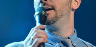 Maata Näkyvissä -pääpuhuja on Matt Popovits