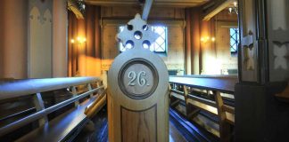 Kansankirkko vai kansojen kirkko?