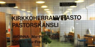 Läpi vai ei? – Seurakuntarakenneuudistusta odotetaan jännittyneinä
