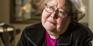 Piispa Irja Askola: ”Kristinuskon arvoja pitää tulkita kirkon päätöksissä”