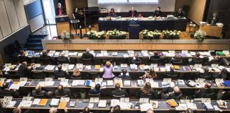 Näin kirkolliskokous keskusteli avioliittolakialoitteesta