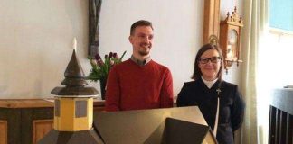 Tarvasjoen kirkon pihan linnuille soluasunto