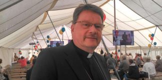 ”Kylväjä on kirkollinen ja karismaattinen”