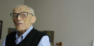 Hannes Hynönen, 102, kiittää terveydestä ja perheestä