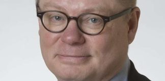 Kimmo Kivelä: Ulkomaisen viihteen asemasta Ylellä keskusteltava