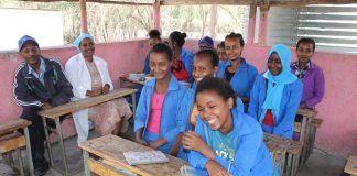 Alaikäisten tyttöjen naittaminen loppui tyttökerhojen ansiosta